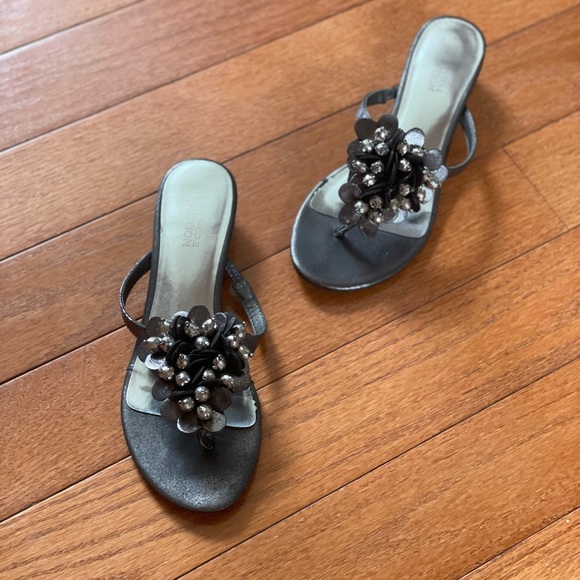 Kenneth Cole Reaction Dark Gray Silver Sandals 6.5 - Picture 8 of 9